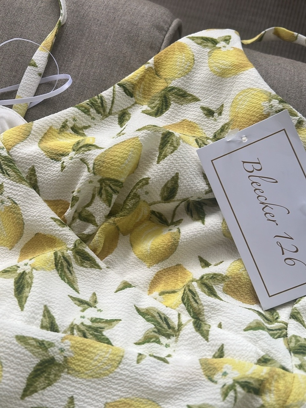“NEW” Sleeveless Lemon Print Women’s Dress - Picture 3 of 7